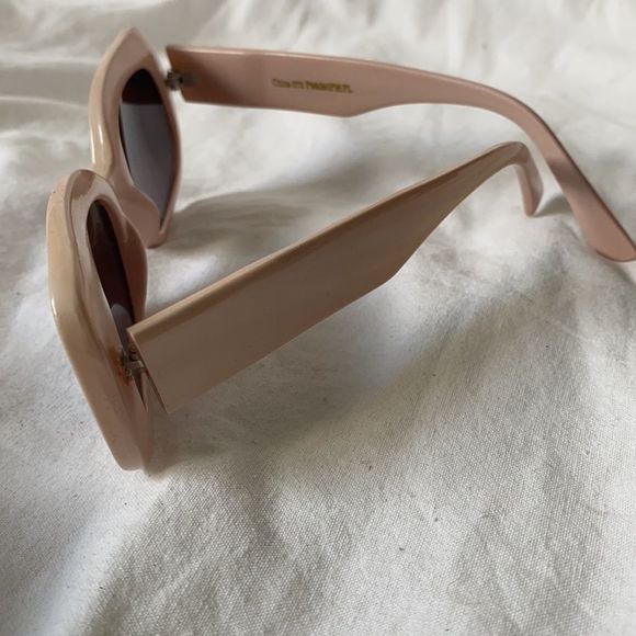 Pink Framed Sunglasses Mirror Lens Chunky New - Picture 2 of 6